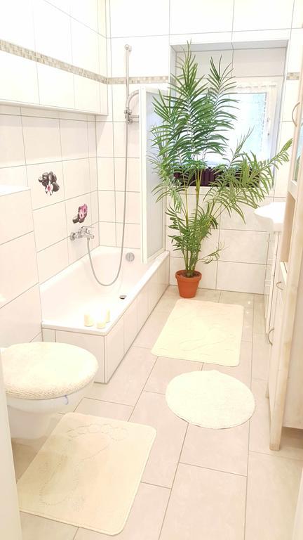 Holiday Apartment エッセン 部屋 写真