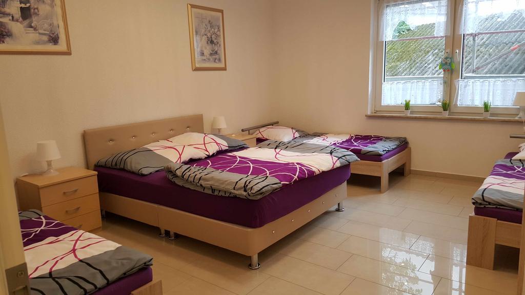 Holiday Apartment エッセン 部屋 写真