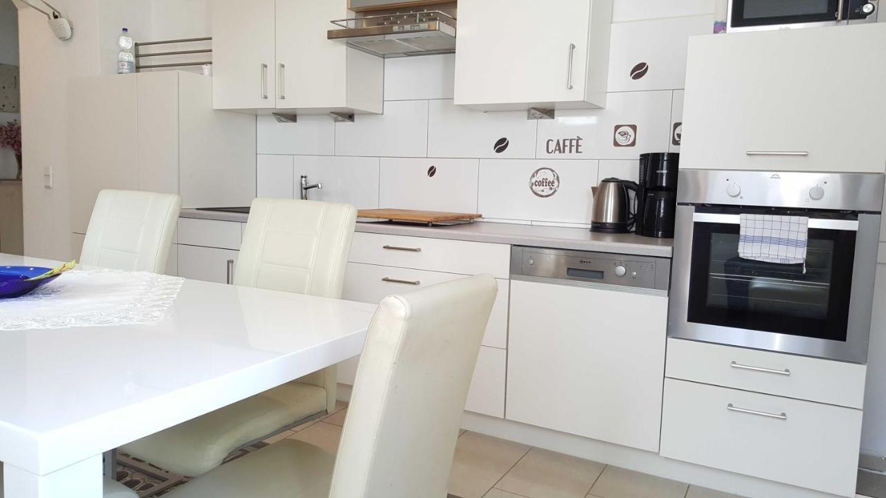 Holiday Apartment エッセン エクステリア 写真